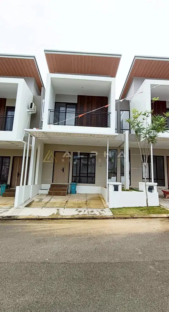 Disewakan Rumah 2 Lantai di Central Hills, Batam Center