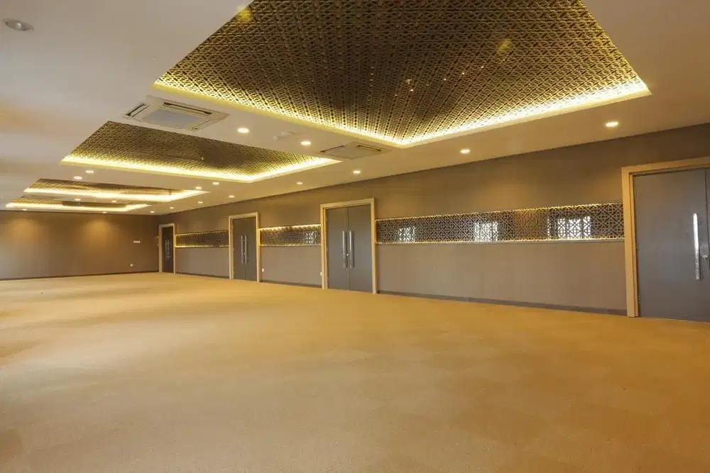 Ruang Samarkhan 165 SUITE