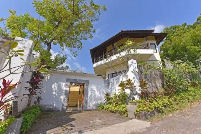 VILLA FULLY OPERATED FREEHOLD IN LOVINA BULELENG