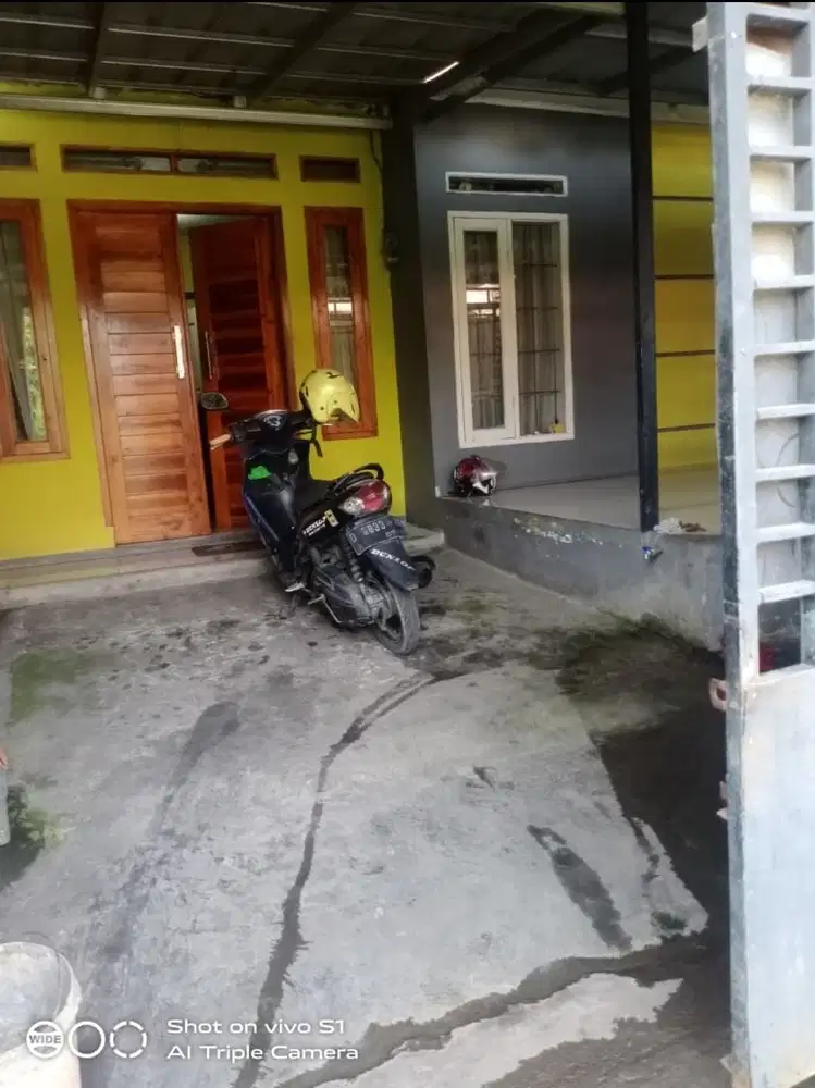 Rumah pinggir jalan Jati Dkt RM SUGEMA