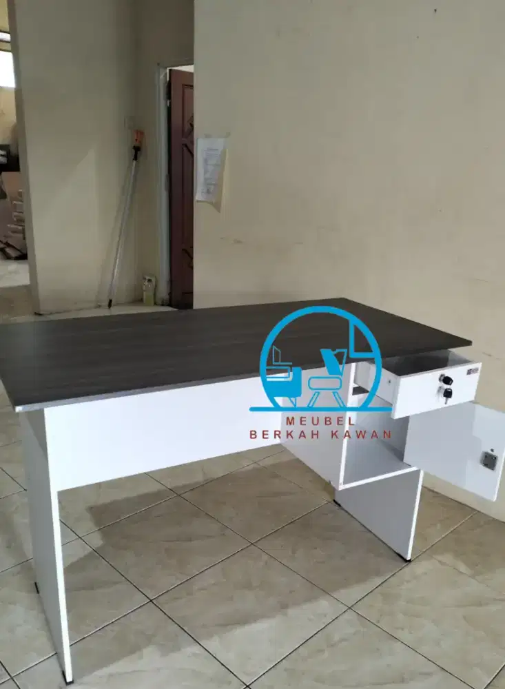 Sale! Meja kerja