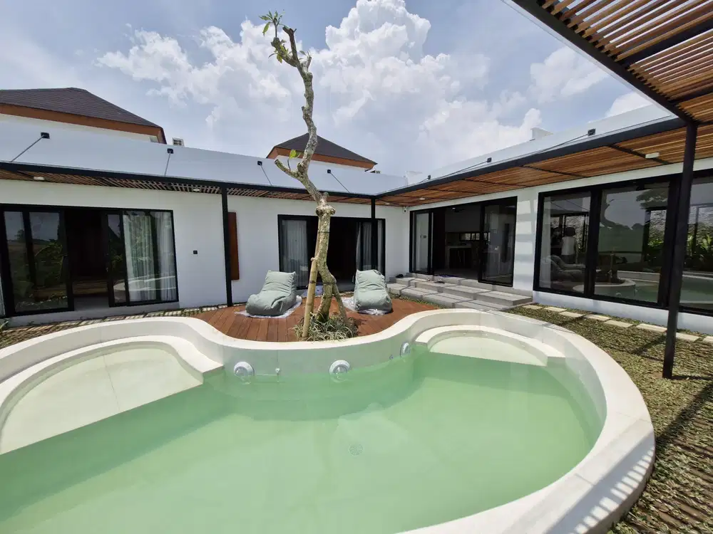 VILLA BRAND NEW FULLY FURNISHED VIEW SAWAH DI KUTA