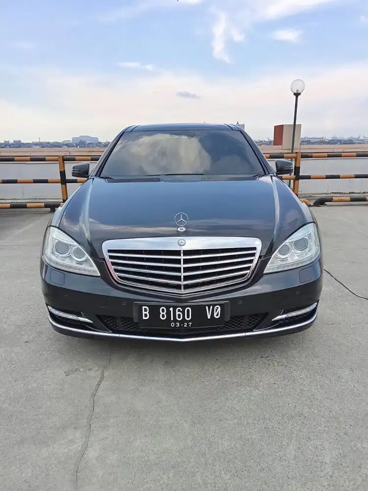 Mercedes-Benz S350 2012 Bensin