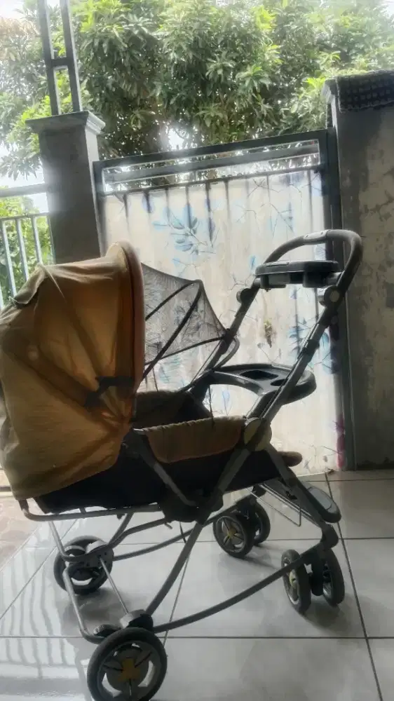 Stroller Baby Does