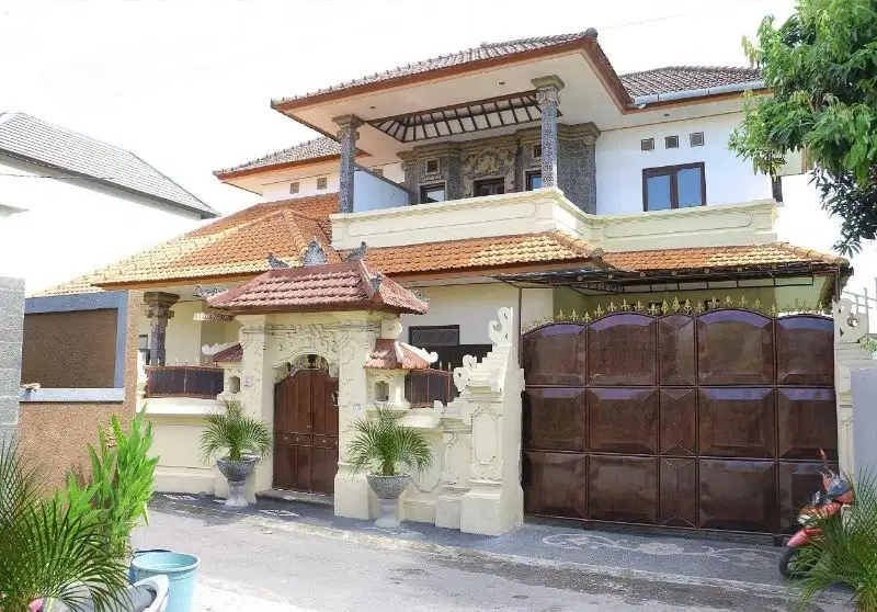 Di kontrakan rumah jalan Tukad Balian , Denpasar, Bali