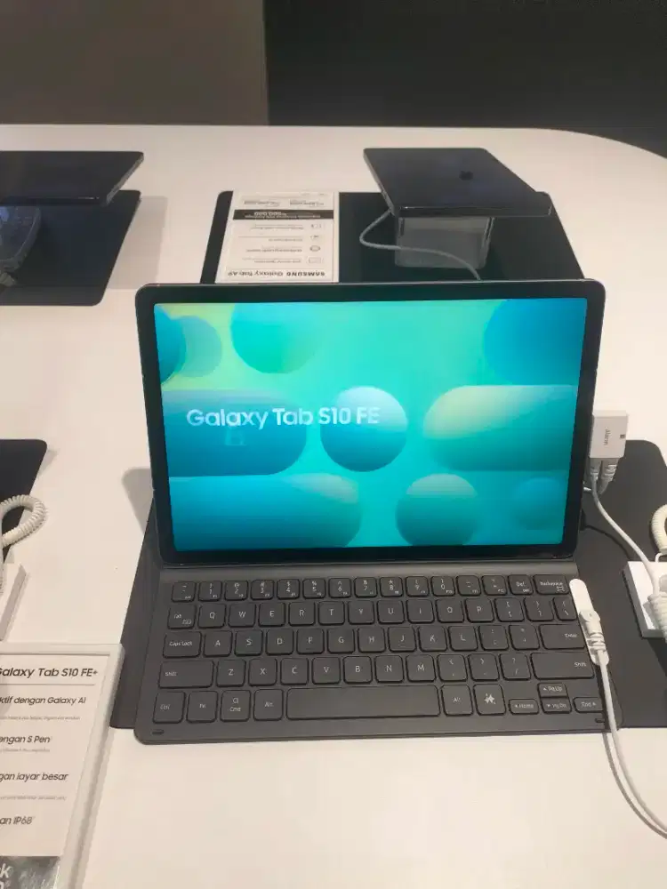 Samsung galaxy tab S10 FE+