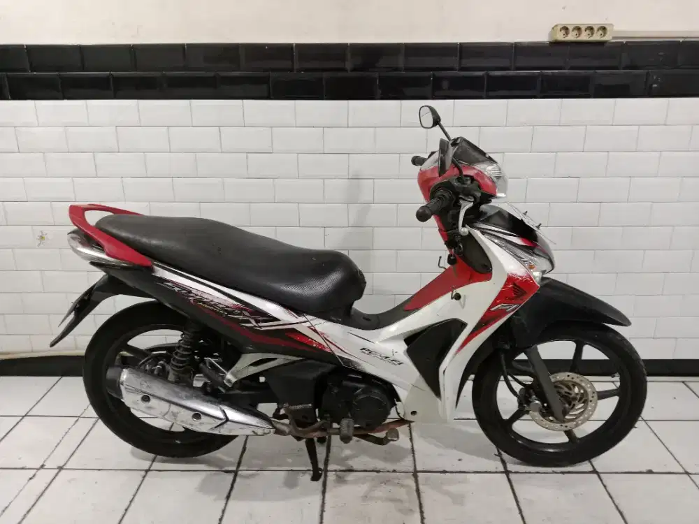 Dijual cepat supra helm in 2012 surat lengkap