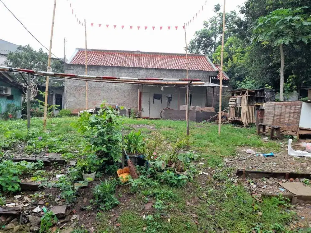 Disewakan Tanah Kosong Murah dan strategis di Pinggir Danau