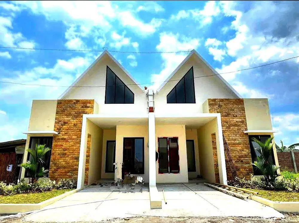 Rumah Bagus Ad AC, Kitchenset Di cluster Tohudan Colomadu