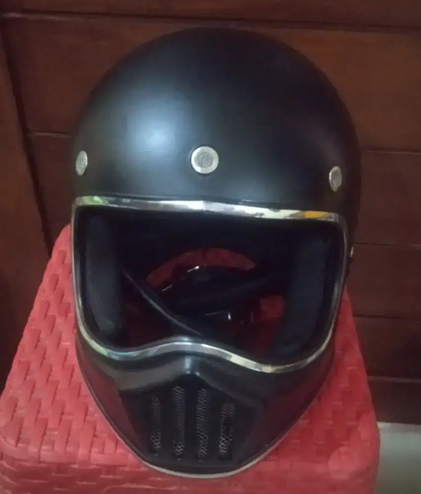 SALE - HELM CAKIL