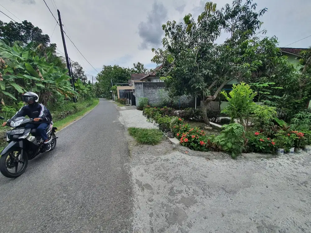 Ambarketawang; Cocok Hunian atau Investasi; Siap AJB