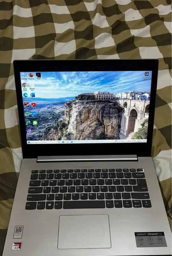 Laptop Lenovo ideapad 330
