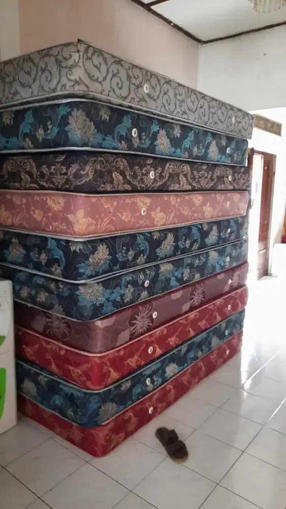 Dicari kasur busa/springbed bekas anda