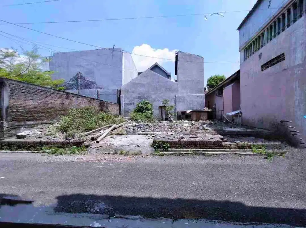 Tanah UNS 93Mt, Ld 9Mt, dkt jl Kartika, Jebres, Solo