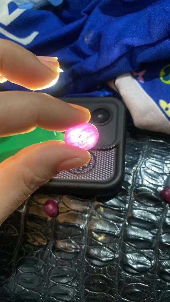 Batu ruby asli ada ster nya