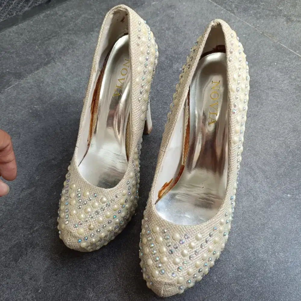 sepatu pesta wanita sepatu high heels sepatu pengantin wanita