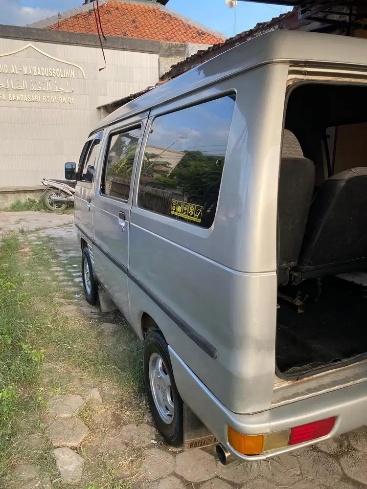 Suzuki Futura 2004 Bensin