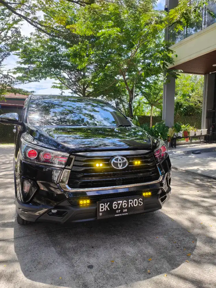 Dijual Toyota Venturer Diesel AT 2021