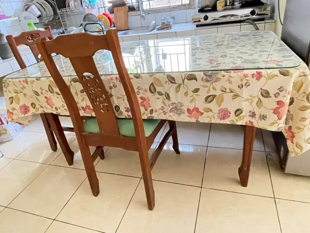 Meja makan jati tua 6 kursi