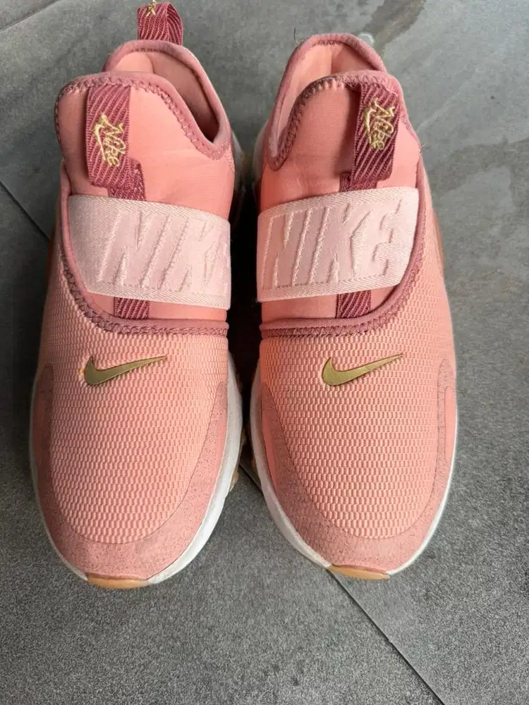 Dijual sepatu size 38