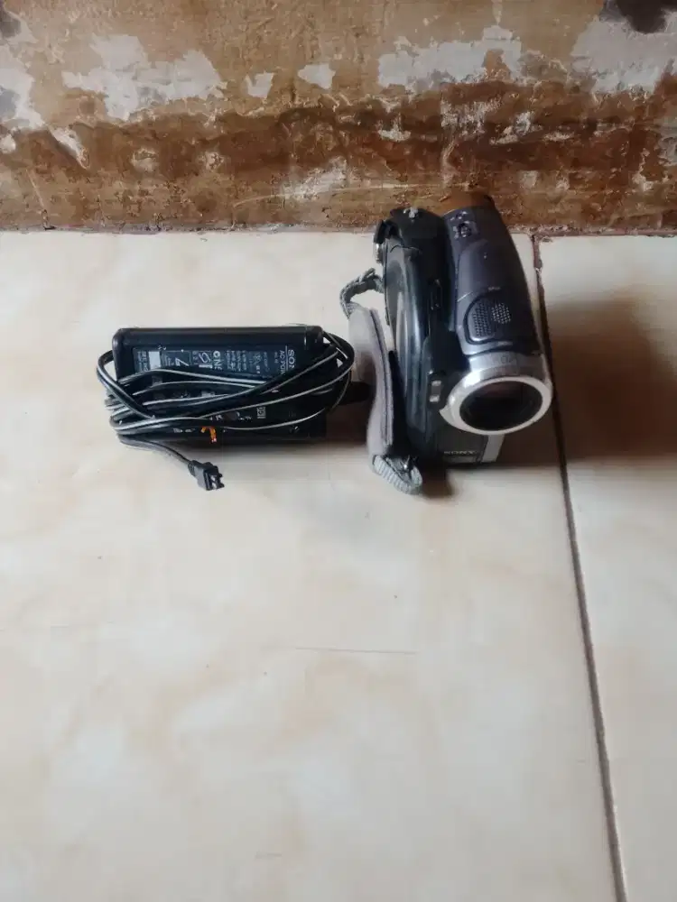 Handycam Sony gembling apa adanya