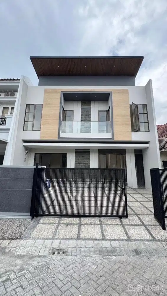 Dijual rumah Citraland Utama Surabaya Dekat Gwalk & Radial Road