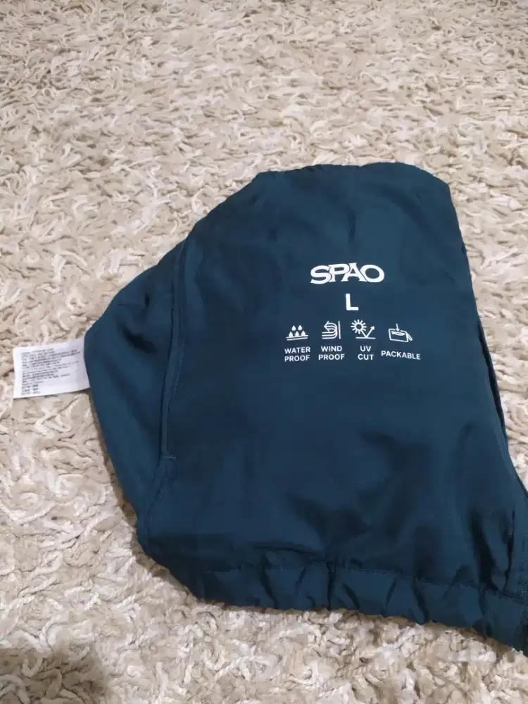 SPAO Lightweight Packable Jacket