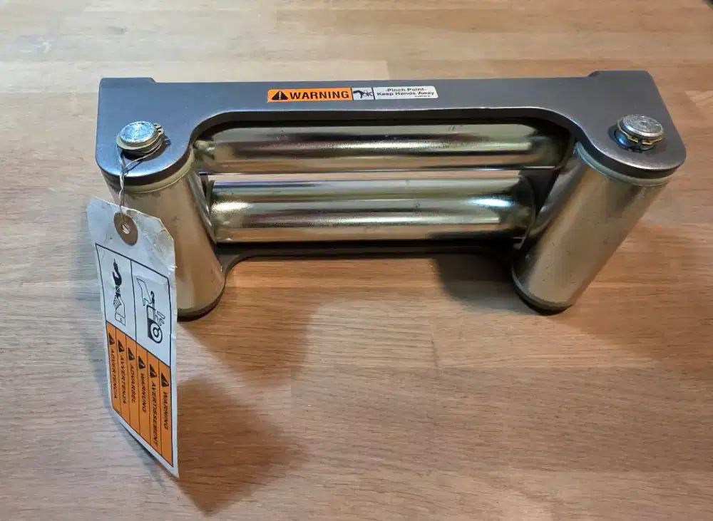 WARN. 4 Way Winch Roller Fairlead.