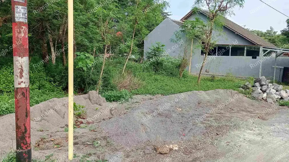 tanah sangat strategis dan nyaman cocok kavling purwomartani