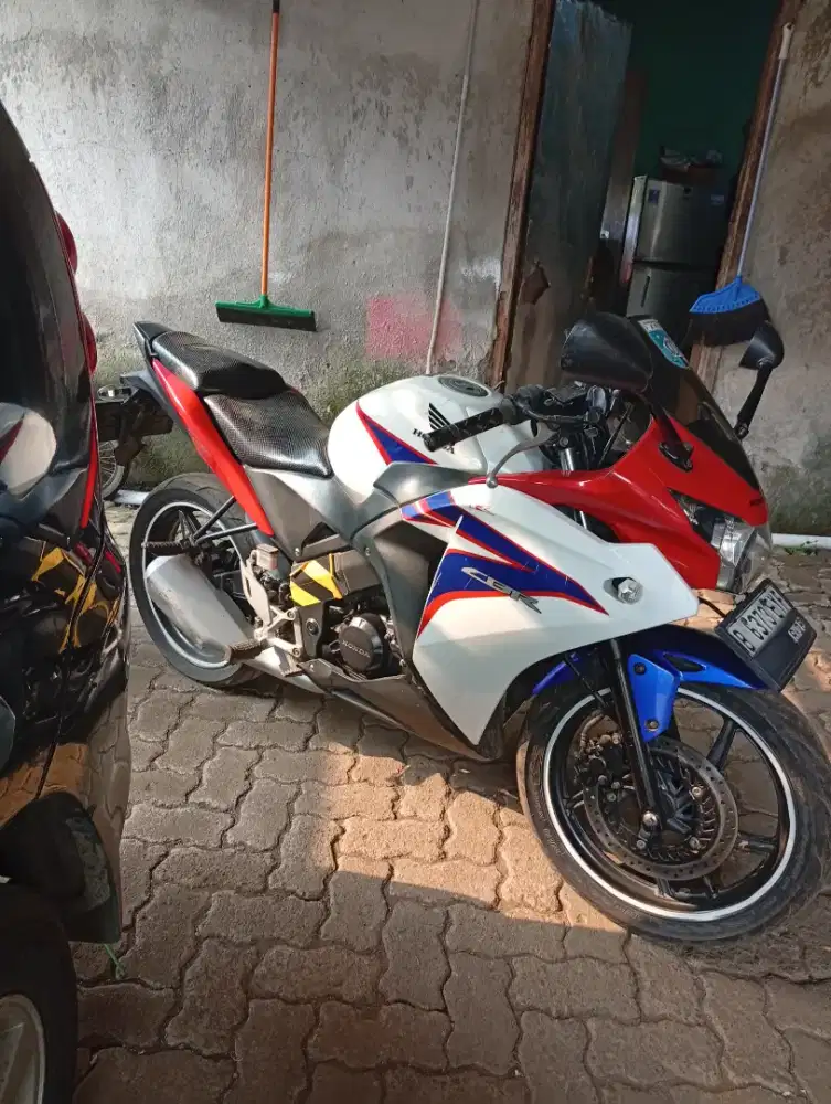 Motor Honda CBR 150cc