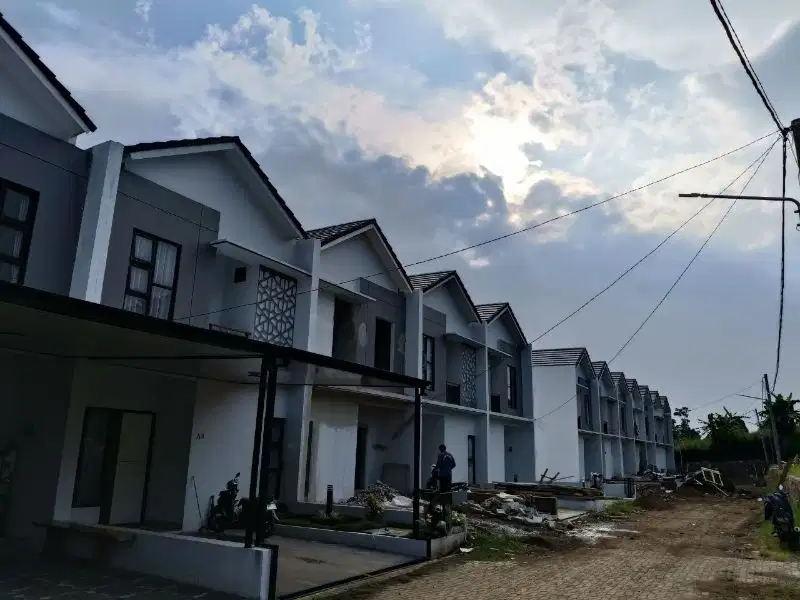 Hunian Nuansa Villa dengan konsep Rumah Modern