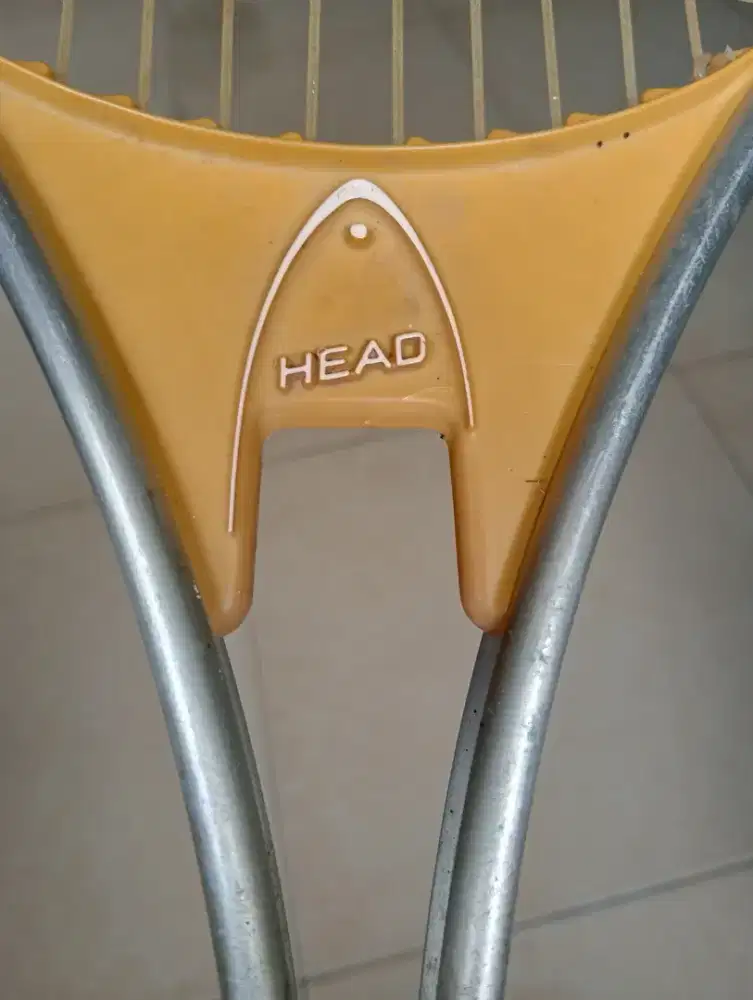 Raket tennis merk Head vilas