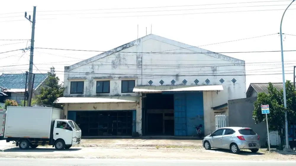 DIJUAL Gudang, NOL Jalan Raya Jiwan, Startegiss