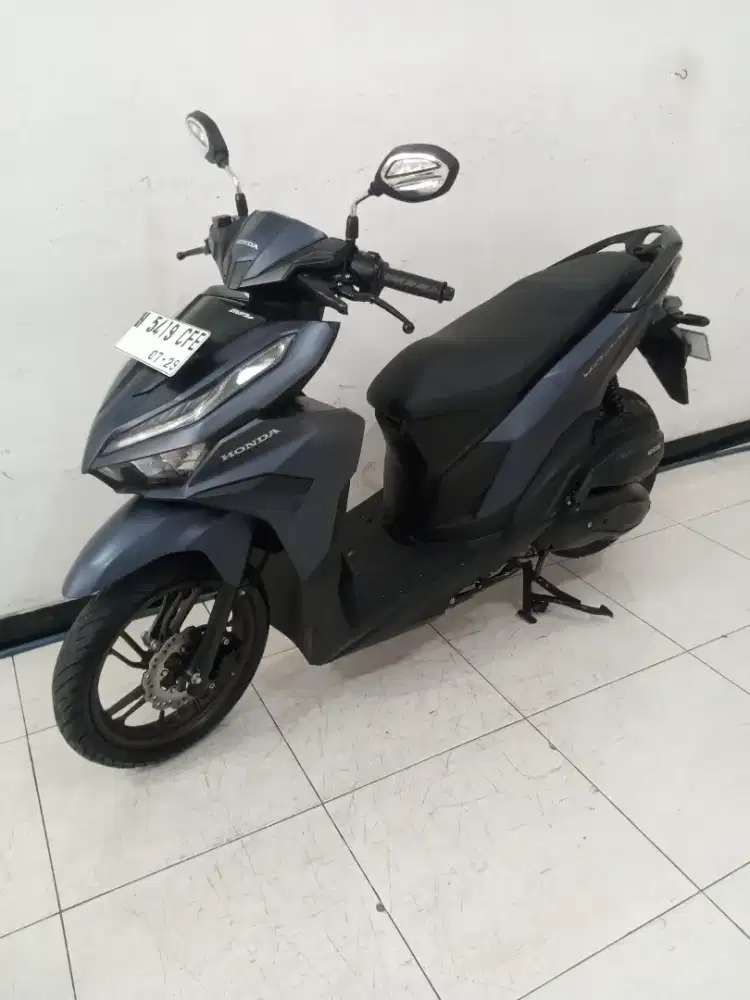 Vario 125 cbs iss 2024 Biru
