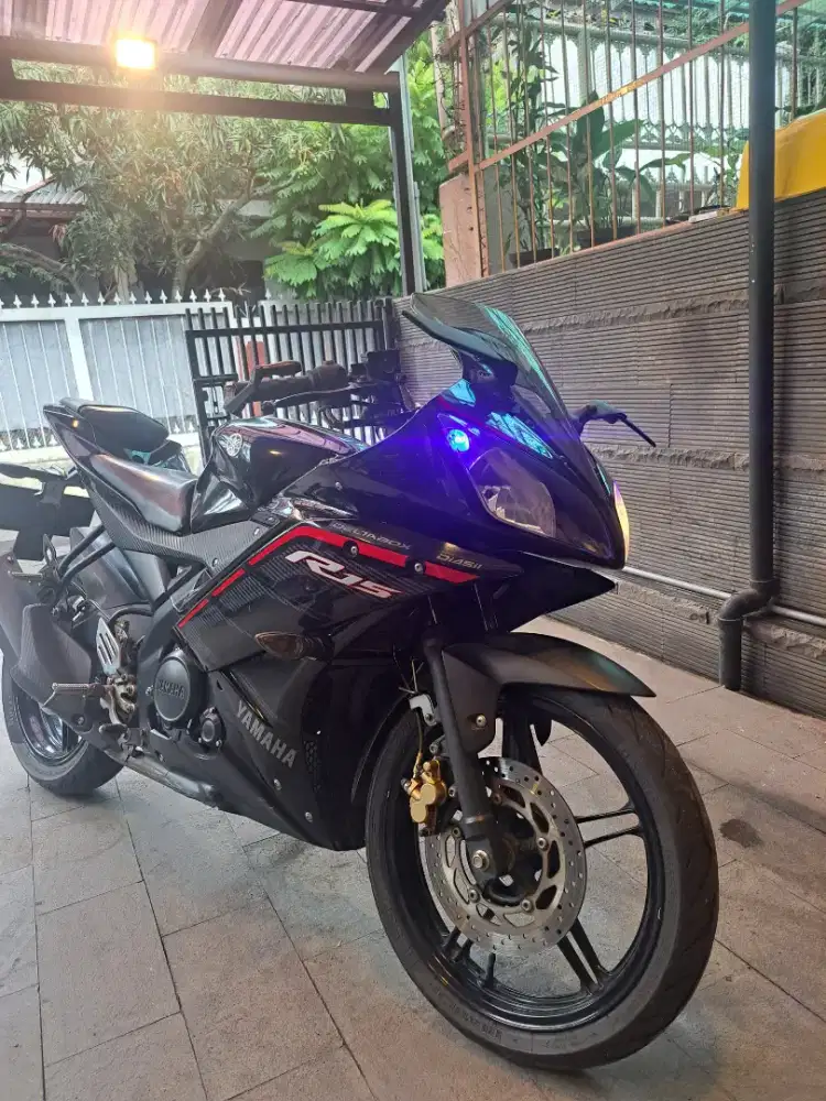 Yamaha R15 2016