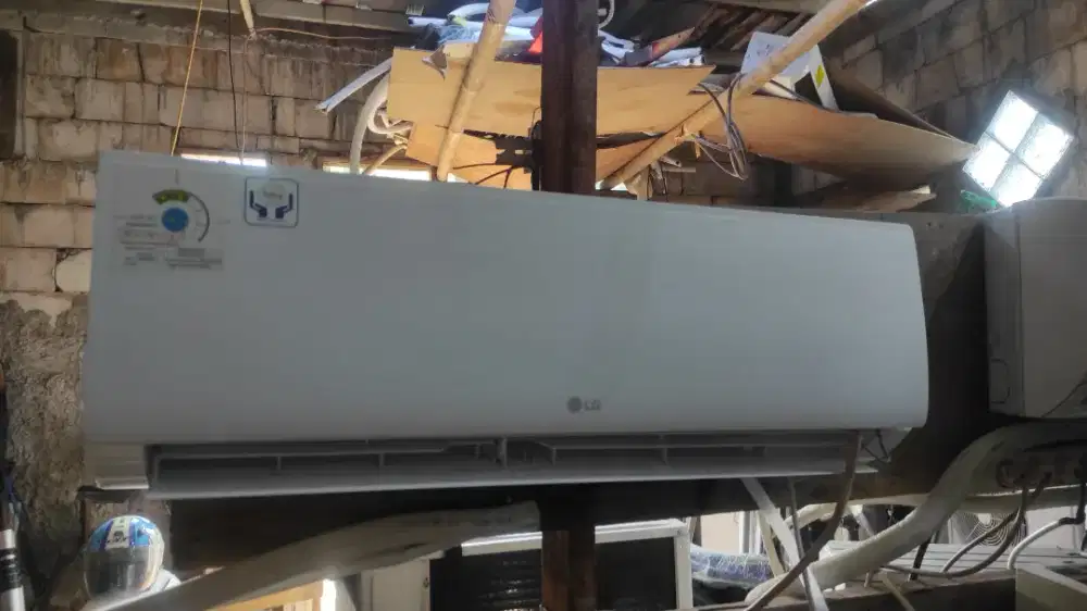 Ready AC seken ½pk & 1pk unit gres bergaransi 1 thn no revarasi