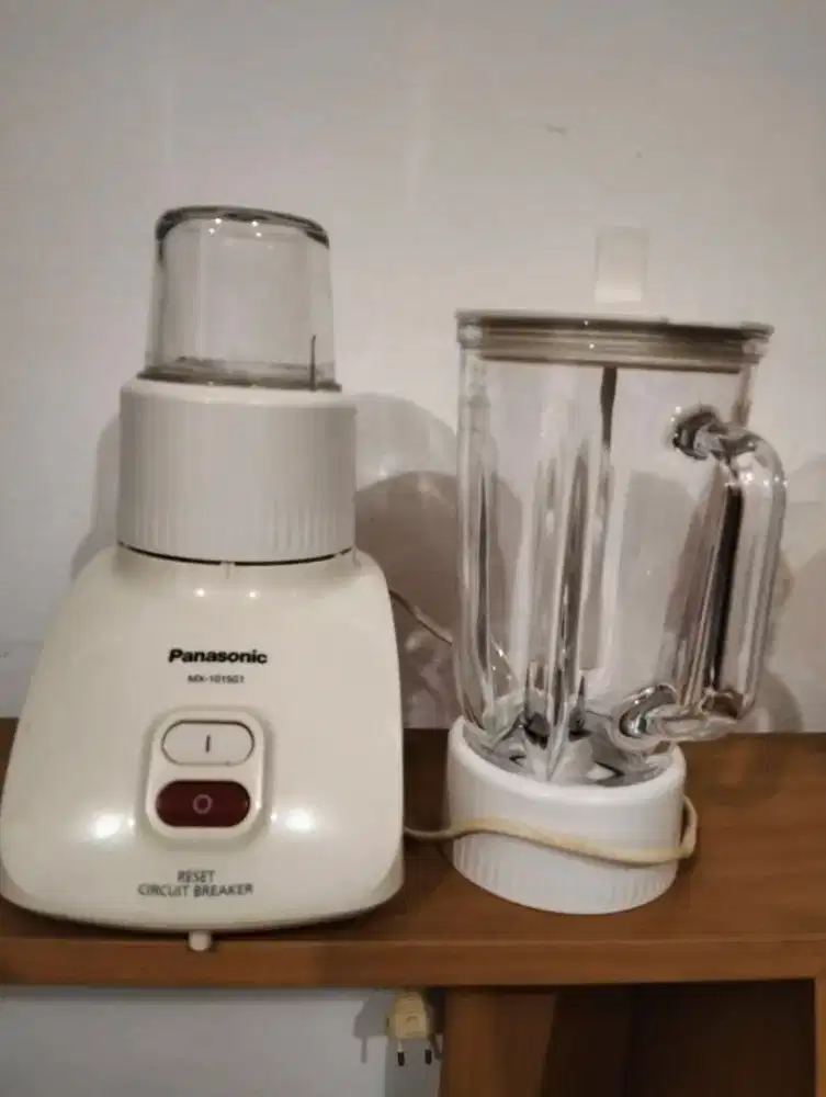 Dijual blender merk panasonic masih berfungsi