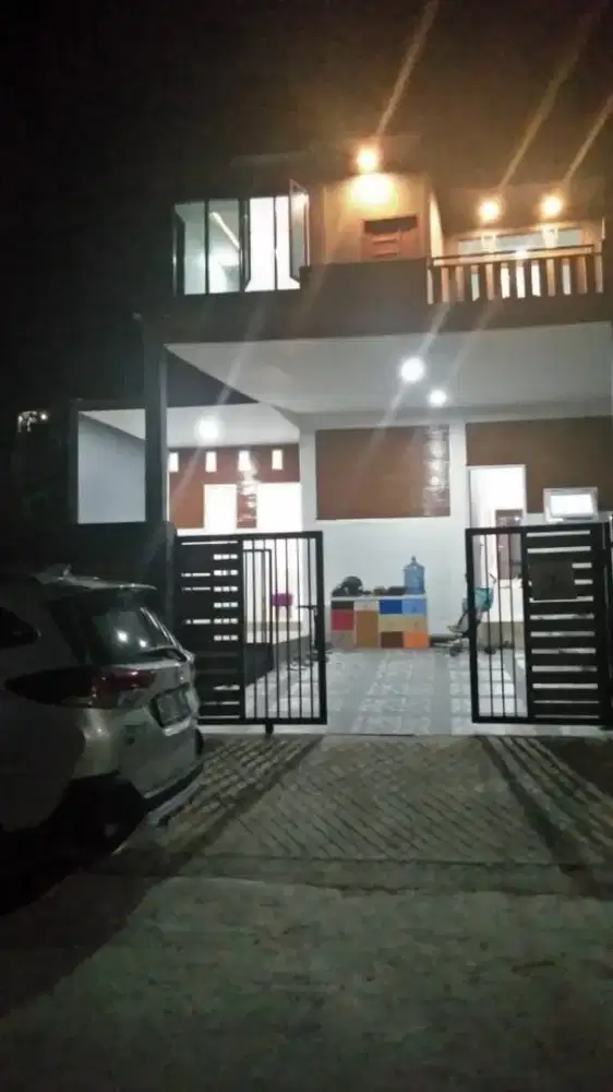 Rumah dijual cepat - Semi furnish - siap huni