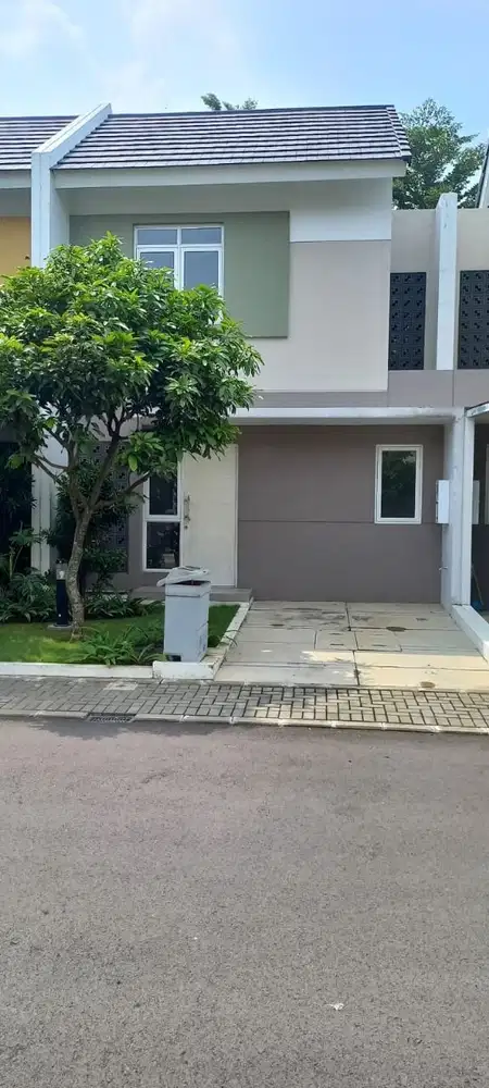 MURAH BANGET Rumah Summarecon Bandung Cluster Dayana