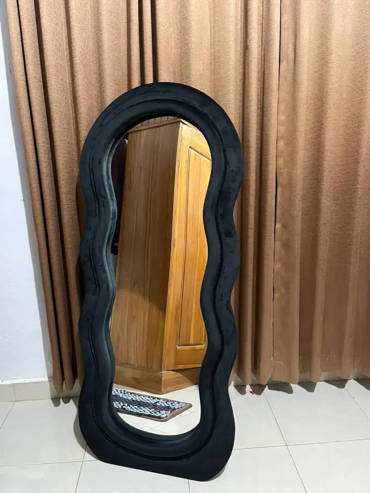 STANDING MIROR/CERMIN