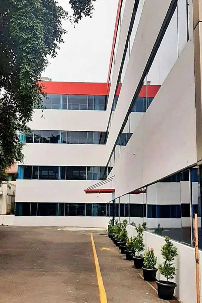 Gedung Sekolah 4 lantai di Guntur, Setia Budi, Kuingan, Jakarta Selatan