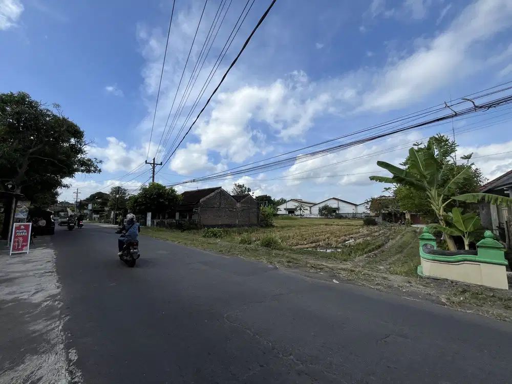 Tepi Jalan Utama Berbah Tanah Murah Sleman