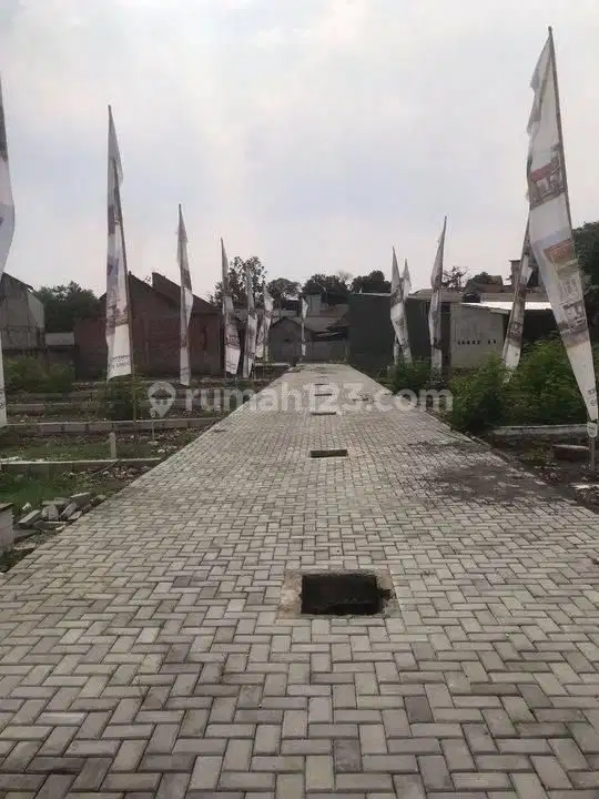 Tanah Kavling siap Bangun,Akses 2 Mobil Cipayung JakartabTimur