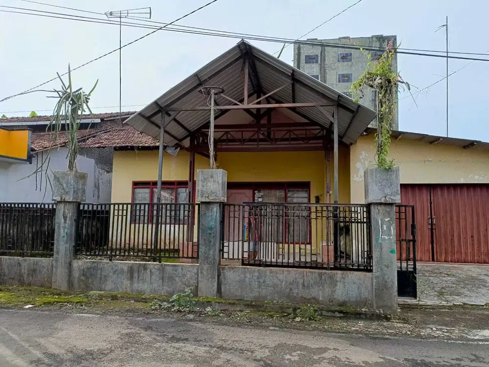 Dijual Rumah Lokasi Tengah Kota Bebas Banjir Dusun Gebyaran Pati