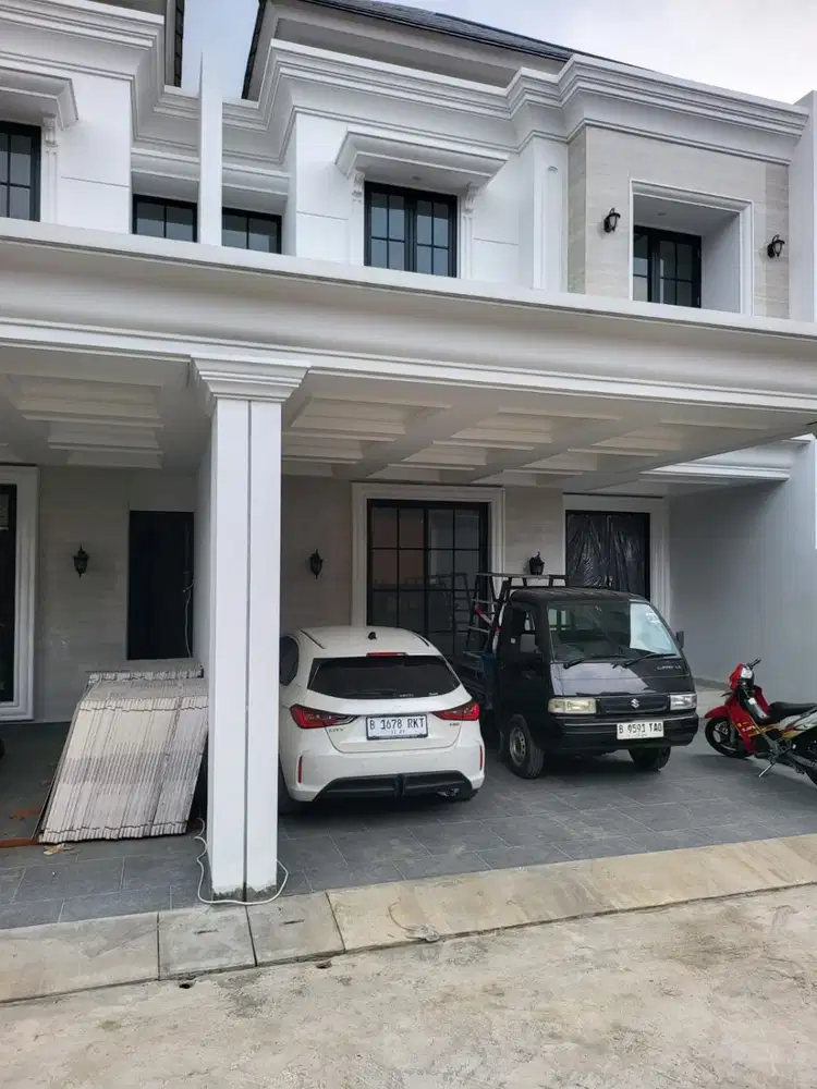 Rumah Modern di jl Lapangan tembak,cibubur,cirarca,lokasi strategis dalam komplek perumahan