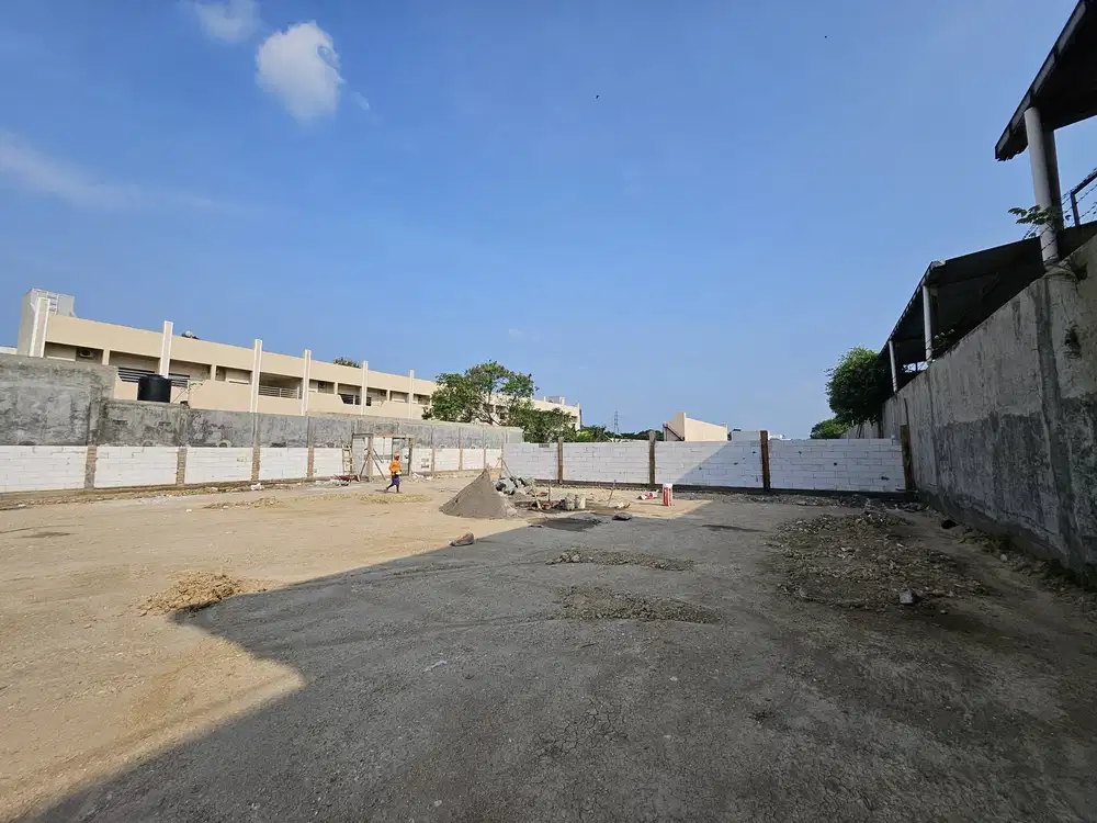 tanah kavling di soba pinggir jln lingkungan perum elit strategis