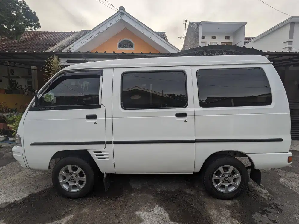 Suzuki Carry 2010 Bensin