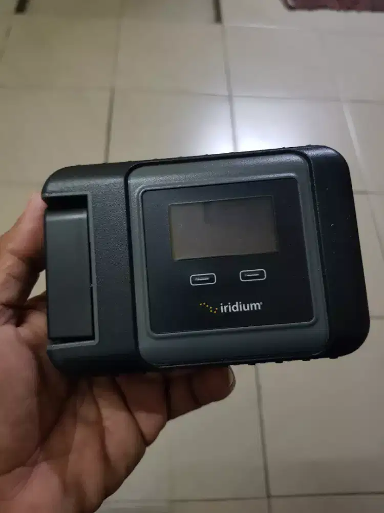 IRIDIUM GO seri 09095 perangkat satelit