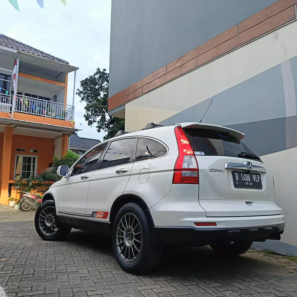 Honda CR-V 2010 putih Istimewa