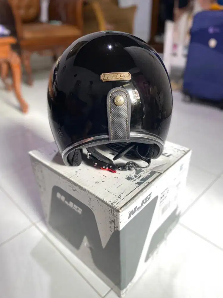 NJS NX 2 helm RETRO NJS hitam glosy